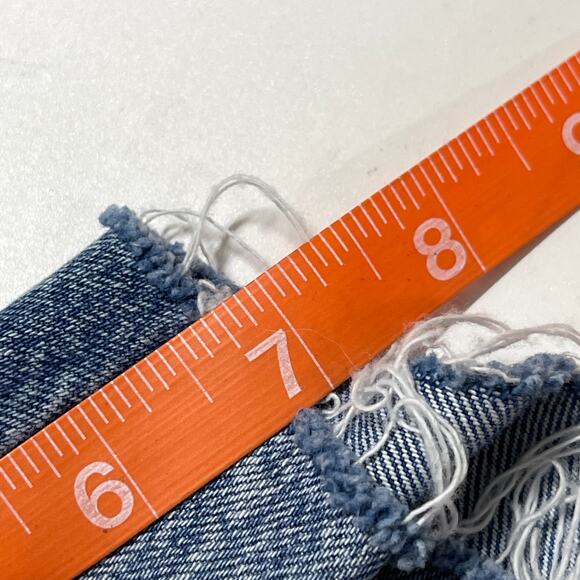 American Eagle Shorts Women Size 2 Medium Wash Curvy Mom Style DIY Cutoffs Jorts - Picture 9 of 10